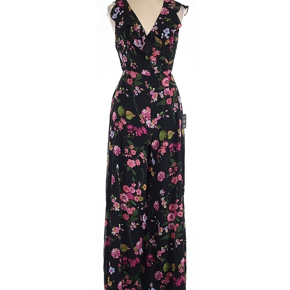 Lulus Pants - NWT Size Large Lulu's Black Floral Jumpsuit